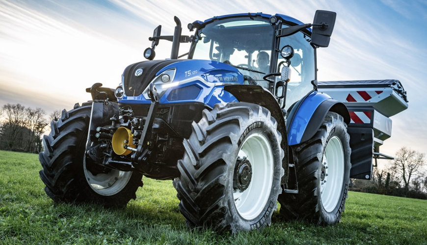 Fresh styling outside, new features within: the next generation New Holland T5 Dual Command tractor